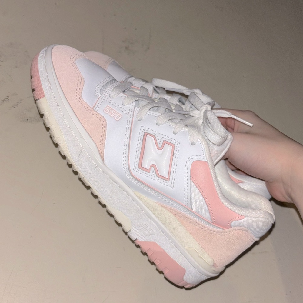 Baby pink new balance 550 size 6Y
